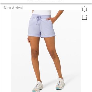 Lululemon Spring Break Away Short Size 4